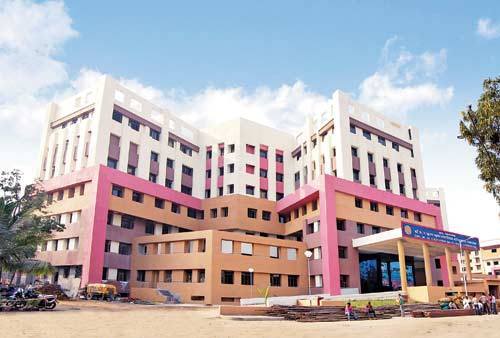 Private Medical College- HBT Medical College
